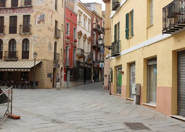 Via Cavour 19, Del Conte Iglesias