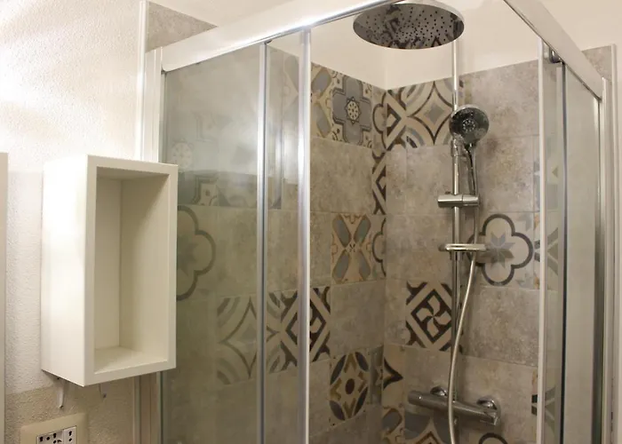 Via Cavour 19, Del Conte *